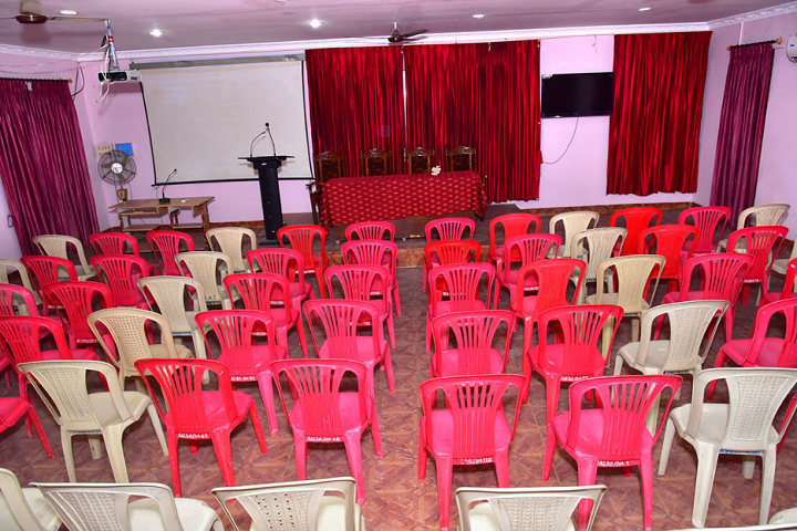 https://cache.careers360.mobi/media/colleges/social-media/media-gallery/22471/2019/5/22/Sree Ayyappa College for Women, Chunkankadai _5_.png